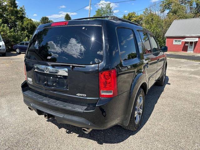 Photo of 2014 Black Honda Pilot