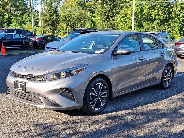 Photo of 2023 Steel Gray Kia Forte