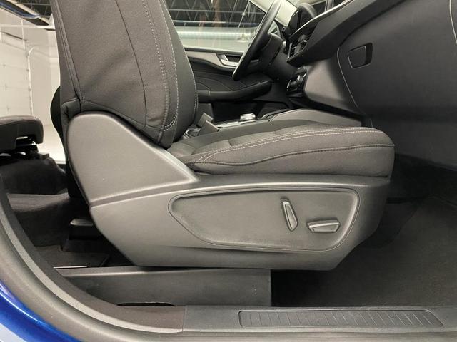 Photo of 2023 Blue Ford Escape