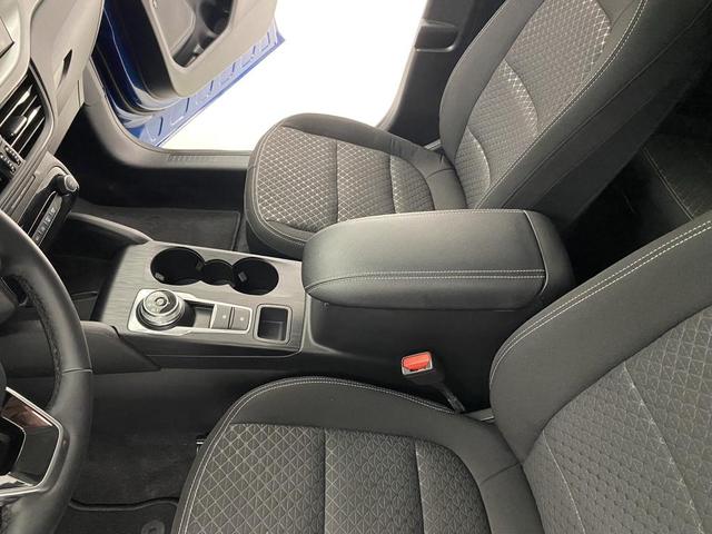 Photo of 2023 Blue Ford Escape