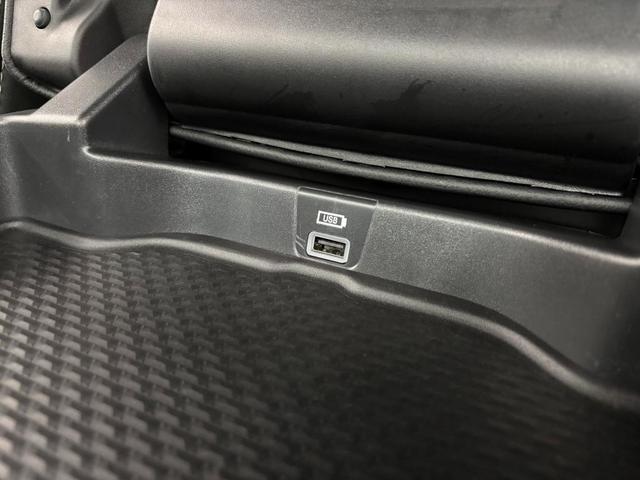 Photo of 2022 Granite Crystal Clearcoat Metallic RAM 1500