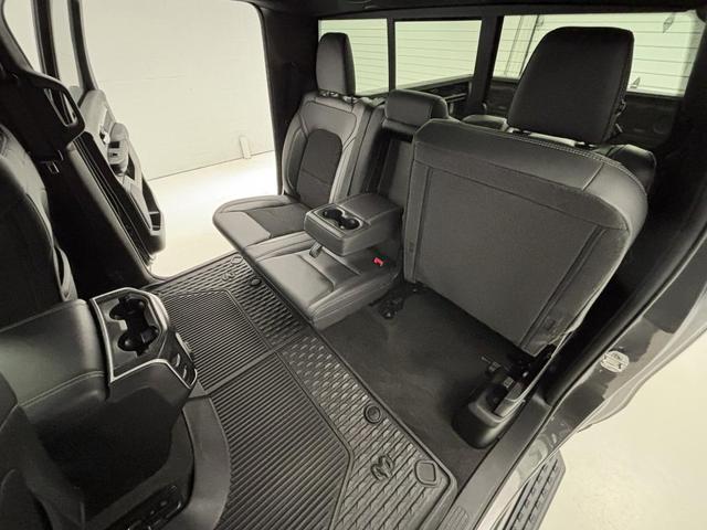 Photo of 2022 Granite Crystal Clearcoat Metallic RAM 1500