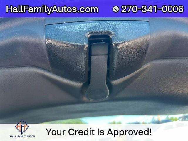 Photo of 2005 Red Chevrolet Corvette