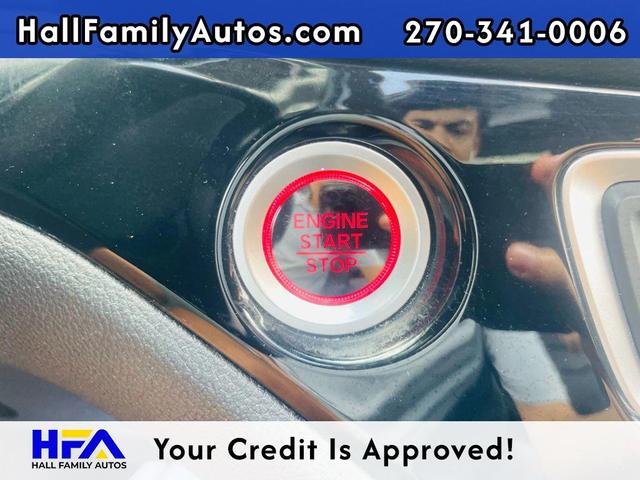 Photo of 2017 Gray Honda Pilot