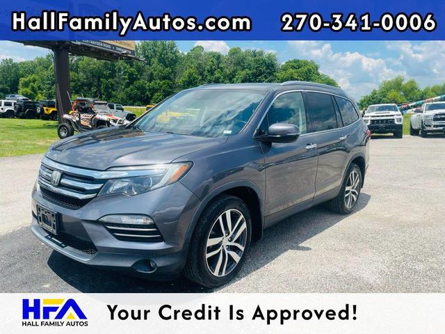 Photo of 2017 Gray Honda Pilot