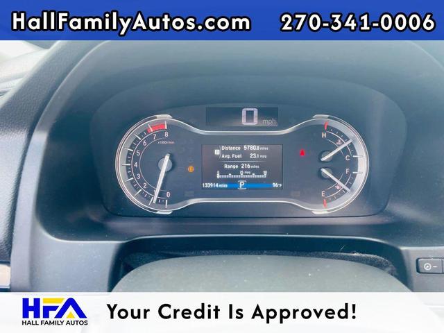 Photo of 2017 Gray Honda Pilot