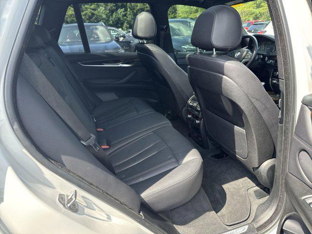 Photo of 2018 Alpine White BMW X5