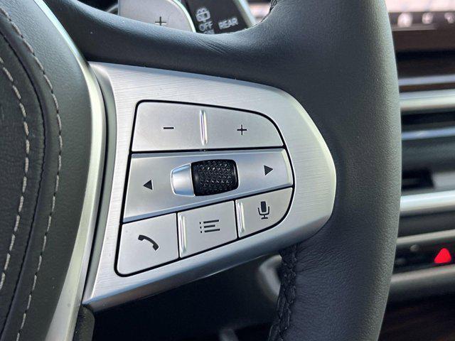 Photo of 2026 Skyscraper Grey Metallic BMW X7