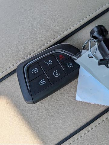 Photo of 2022 Crystal White Tricoat Cadillac Escalade