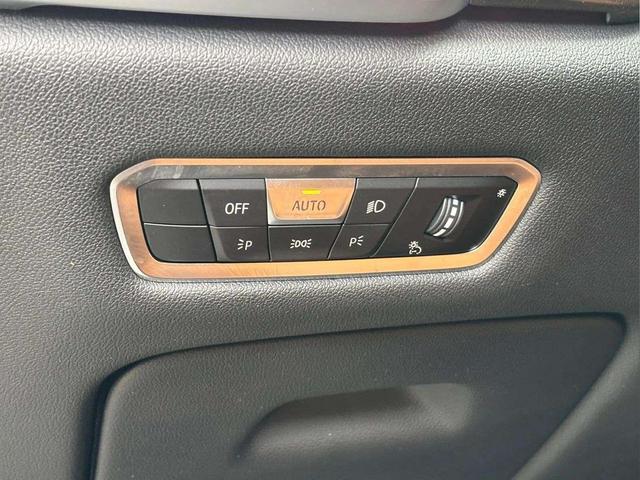 Photo of 2022 Gray Metallic BMW X6