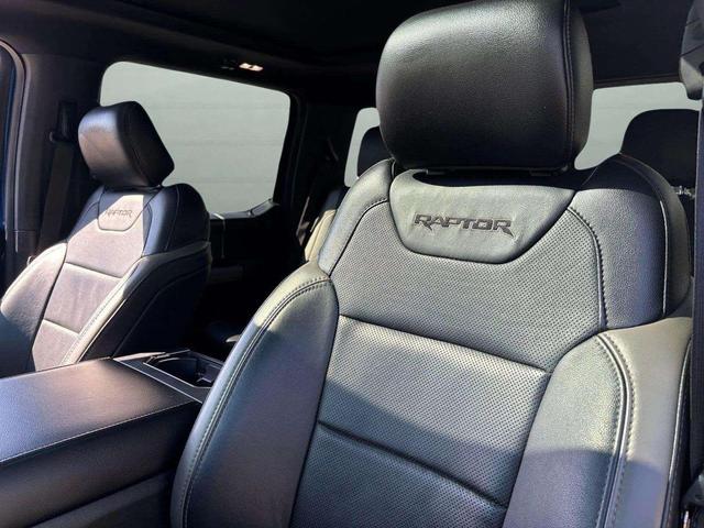 Photo of 2018 Lightning Blue Ford F-150
