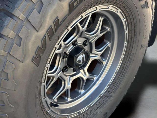 Photo of 2018 Lightning Blue Ford F-150