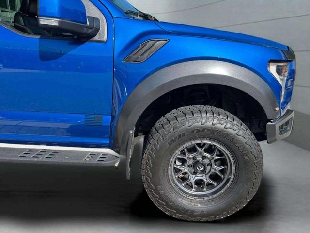 Photo of 2018 Lightning Blue Ford F-150