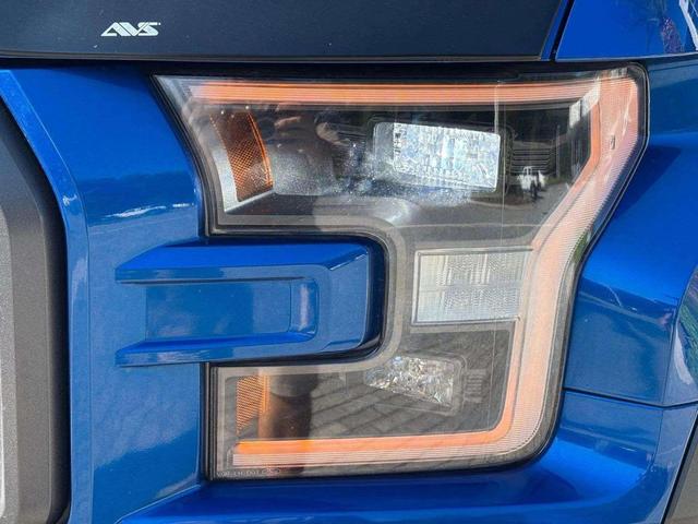 Photo of 2018 Lightning Blue Ford F-150