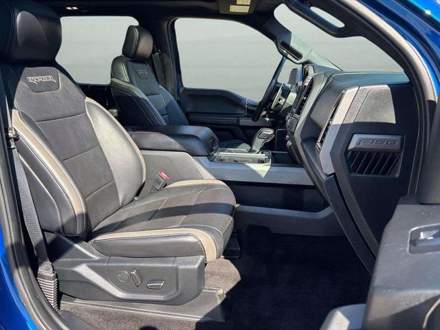 Photo of 2018 Lightning Blue Ford F-150