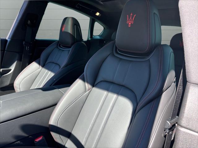 Photo of 2024 Bianco Maserati Levante