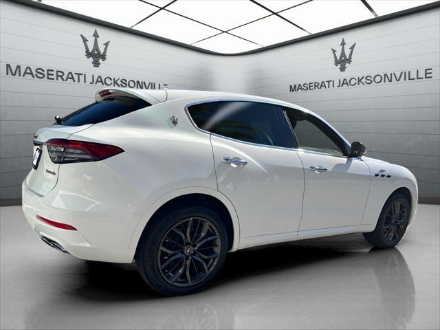 Photo of 2024 Bianco Maserati Levante