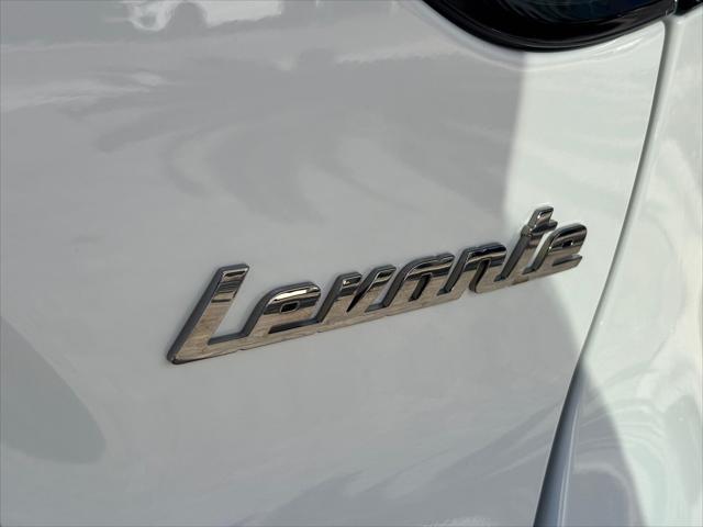 Photo of 2024 Bianco Maserati Levante