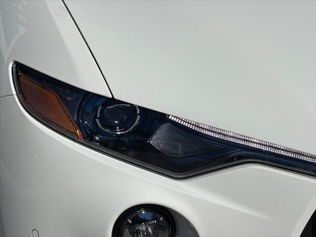Photo of 2024 Bianco Maserati Levante