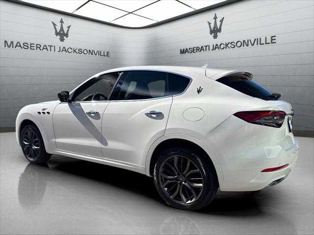 Photo of 2024 Bianco Maserati Levante