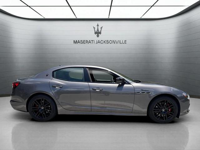 Photo of 2022 Gray Maserati Ghibli