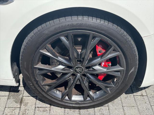 Photo of 2022 Bianco Maserati Ghibli
