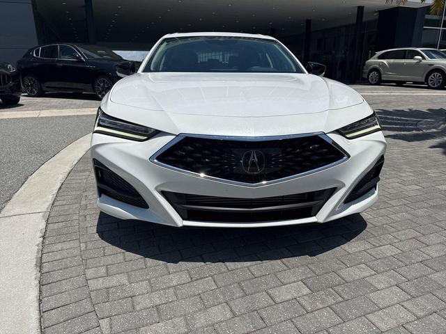Photo of 2022 Platinum White Pearl Acura TLX