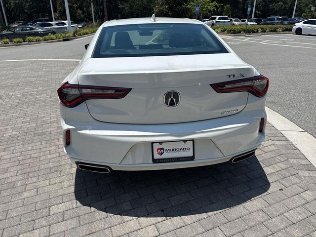 Photo of 2022 Platinum White Pearl Acura TLX