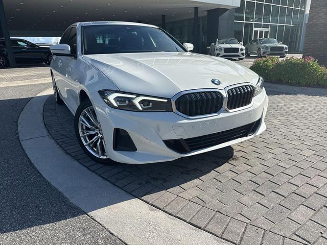 Photo of 2024 Alpine White BMW 330