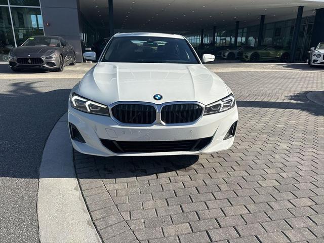 Photo of 2024 Alpine White BMW 330