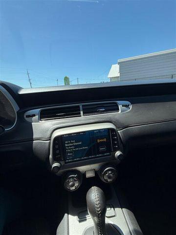 Photo of 2015 Silver Ice Metallic Chevrolet Camaro