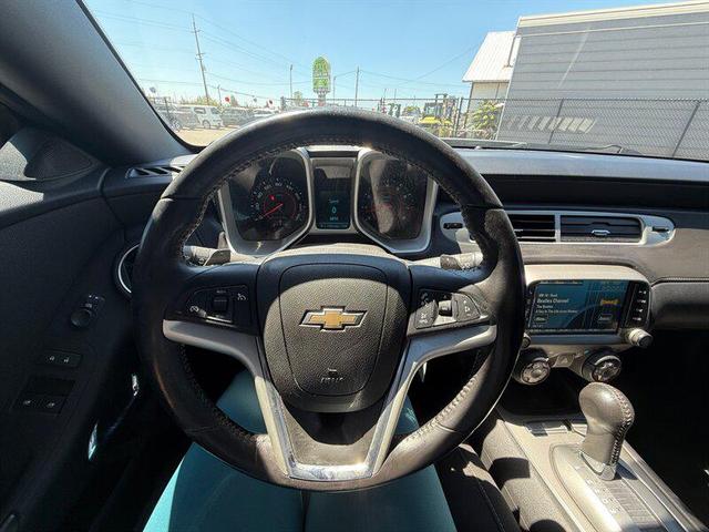 Photo of 2015 Silver Ice Metallic Chevrolet Camaro