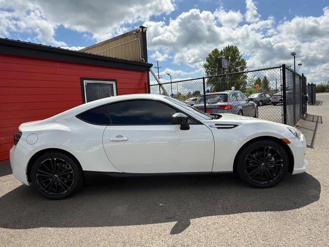 Photo of 2013 White Subaru BRZ