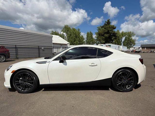 Photo of 2013 White Subaru BRZ