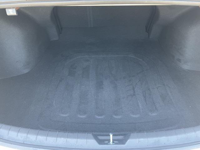 Photo of 2022 Glacial White Pearl Kia K5
