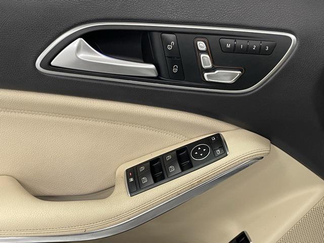 Photo of 2020 Black Mercedes-Benz GLA 250
