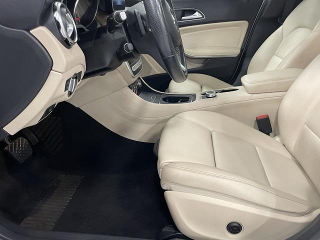 Photo of 2020 Black Mercedes-Benz GLA 250