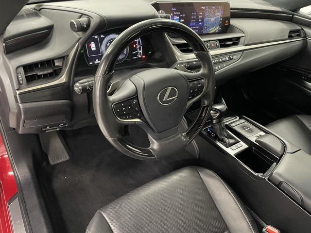 Photo of 2020 Matador Red Mica Lexus ES 300h