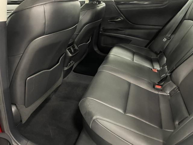 Photo of 2020 Matador Red Mica Lexus ES 300h