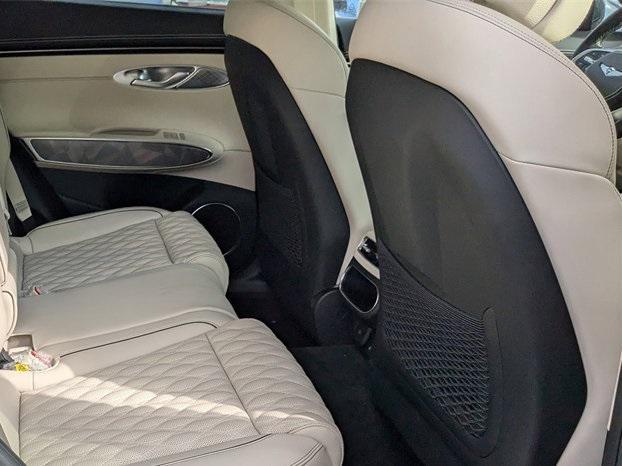 Photo of 2025 Vik Black Genesis GV70