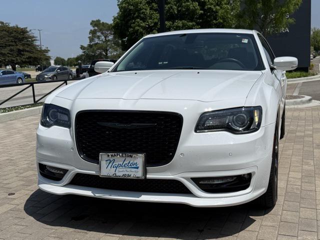 2022 Chrysler 300