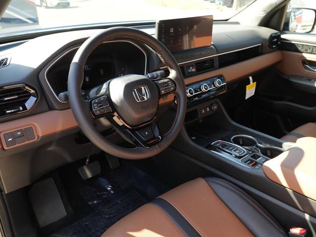 Photo of 2026 CRYSTAL BLACK PEARL Honda Passport