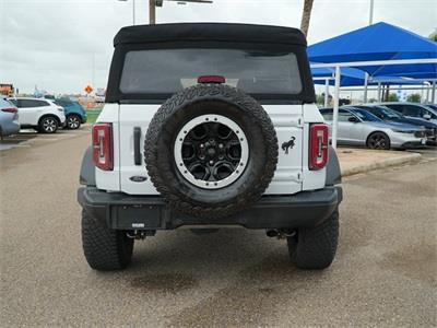 Photo of 2022 Oxford White Ford Bronco