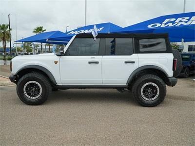 Photo of 2022 Oxford White Ford Bronco