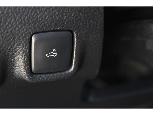 Photo of 2022 Cactus Green / Gray Ford Ranger