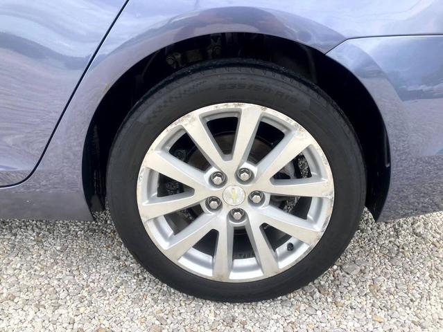 Photo of 2013 Blue Chevrolet Malibu