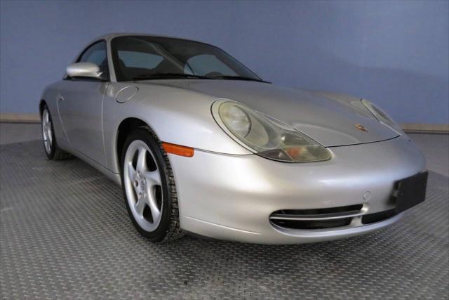 Photo of 2000 Arctic Silver Metallic Porsche 911