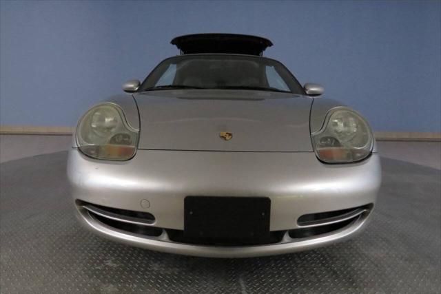 Photo of 2000 Arctic Silver Metallic Porsche 911