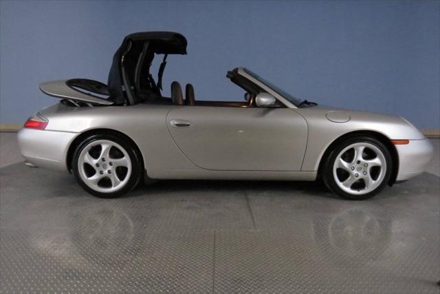 Photo of 2000 Arctic Silver Metallic Porsche 911