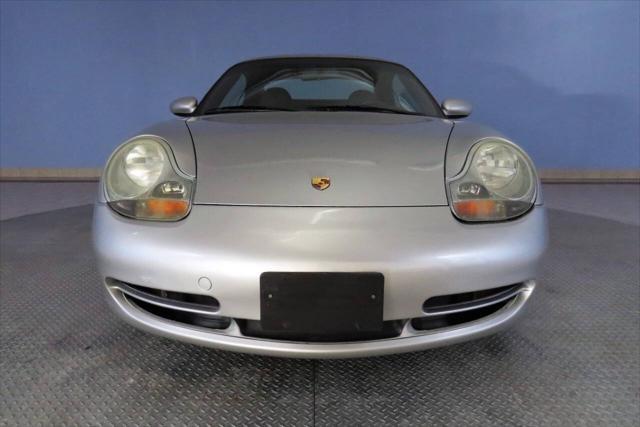 Photo of 2000 Arctic Silver Metallic Porsche 911